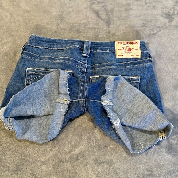 True Religion Women's Jennie Flap Rolled Denim Shorts, Size 26 - Picture 5 of 9